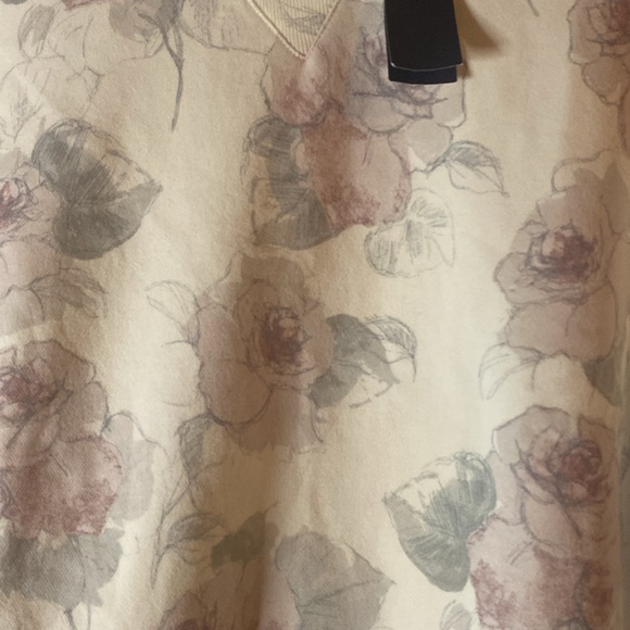 Abercrombie Soft AF Fleece Rose Sweatshirt - Picture 3 of 6